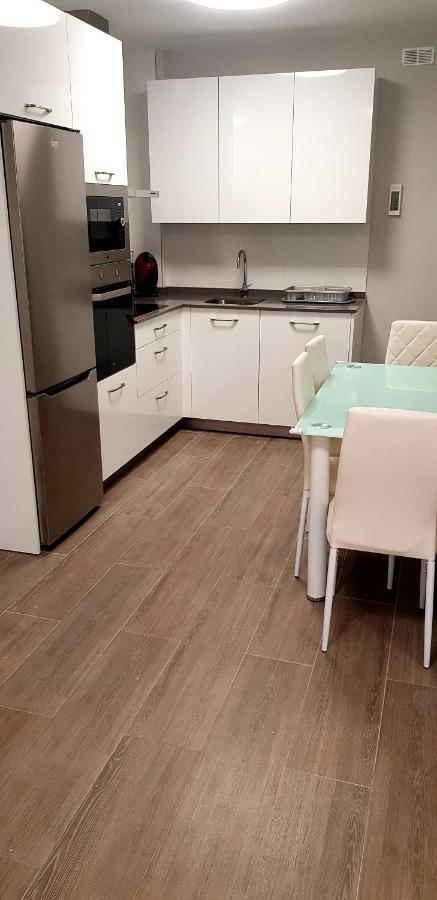 Laia Home Garaje Y Wifi Μπαρακάλντο Εξωτερικό φωτογραφία